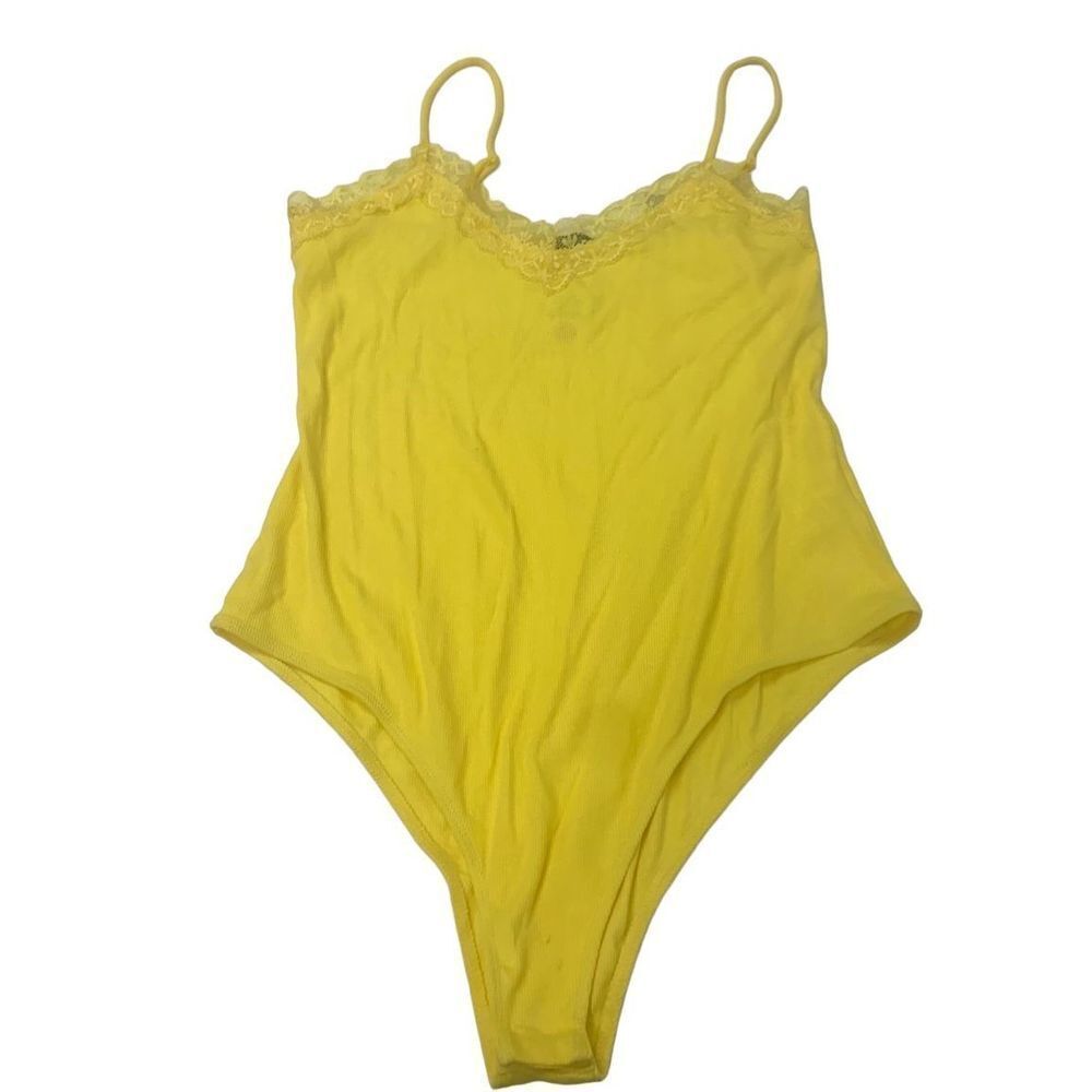 Ribbed Yellow Lace Bodysuit